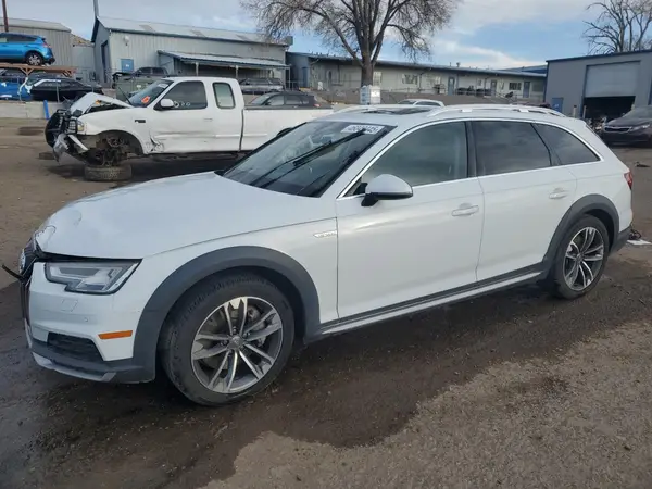 WA18NAF44JA119339 2018 AUDI A4 - Image 1