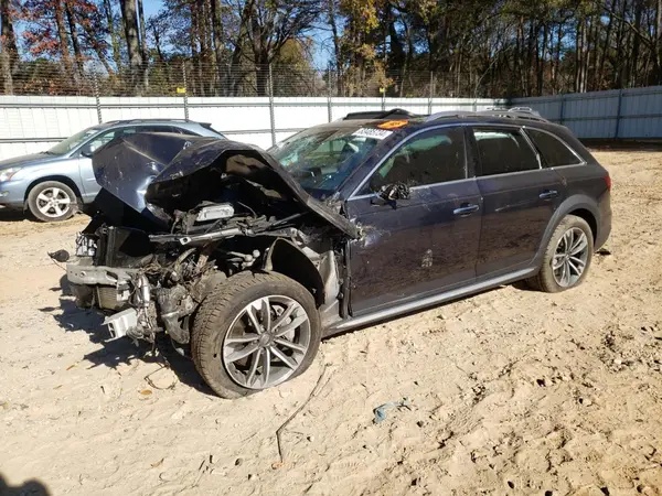 WA18NAF45HA090296 2017 AUDI A4 - Image 1