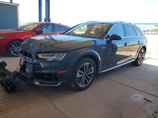 WA18NAF45JA085248 2018 AUDI A4 - Image 1