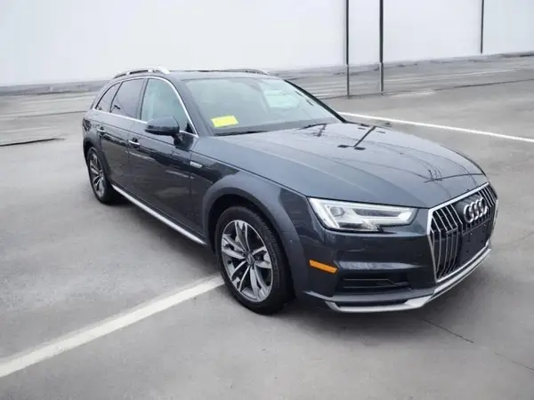 WA18NAF47HA158XXX 2017 AUDI A4 - Image 1