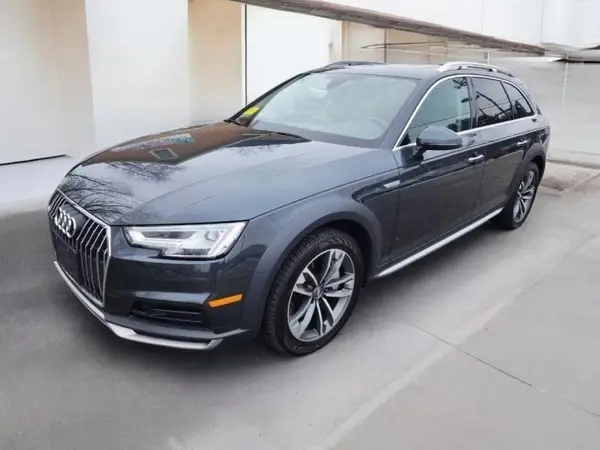WA18NAF47HA158XXX 2017 AUDI A4 - Image 2