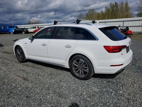 WA18NAF48HA103882 2017 AUDI A4 - Image 2