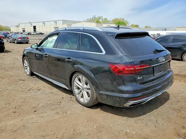 WA18NAF48LA032997 2020 AUDI A4 - Image 2