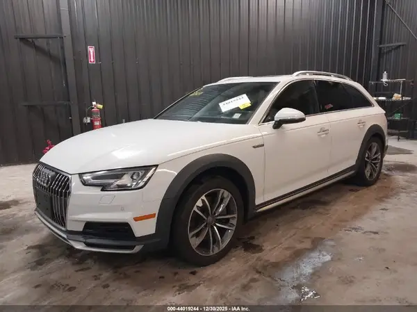 WA18NAF49JA067948 2018 AUDI A4 ALLROAD - Image 2
