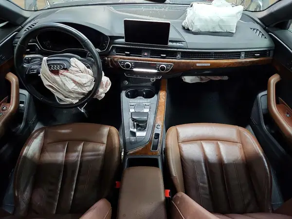 WA18NAF4XHA165056 2017 AUDI A4 - Image 8