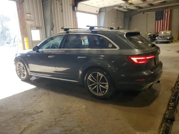 WA18NBF47JA088819 2018 AUDI A4 - Image 2