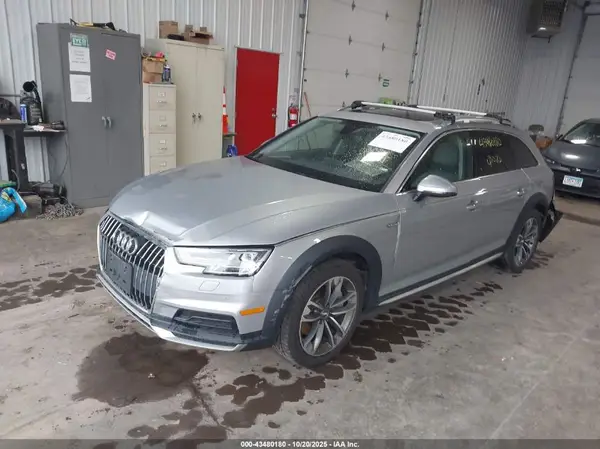 WA18NBF4XJA067771 2018 AUDI A4 ALLROAD - Image 2