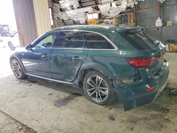 WA19NAF42KA009895 2019 AUDI A4 - Image 2
