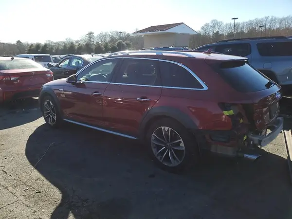 WA19NAF43JA121233 2018 AUDI A4 - Image 2