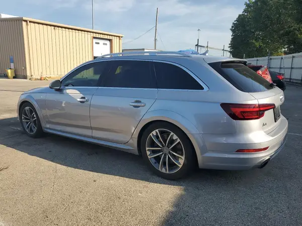 WA19NBF4XJA027579 2018 AUDI A4 ALLROAD - Image 2