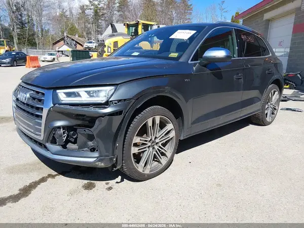 WA1A4AFY0J2009843 2018 AUDI SQ5 - Image 2