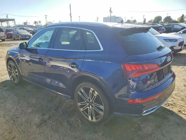 WA1A4AFY0J2031096 2018 AUDI SQ5 - Image 2