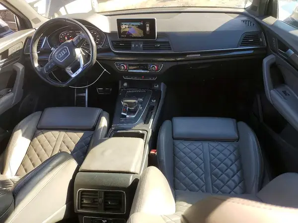 WA1A4AFY0J2031096 2018 AUDI SQ5 - Image 8