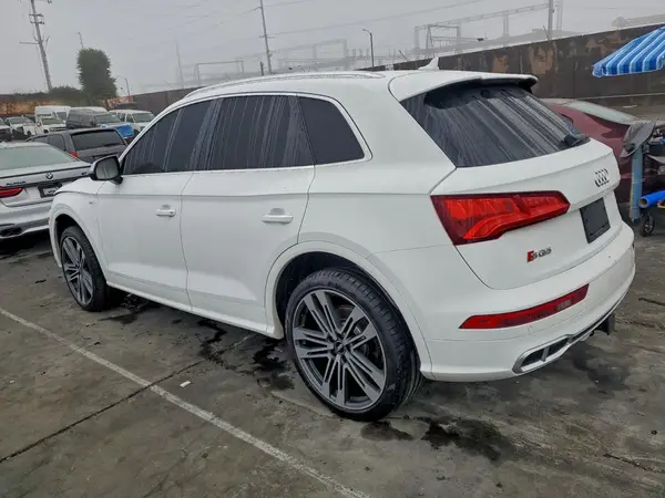 WA1A4AFY0J2036623 2018 AUDI SQ5 - Image 2