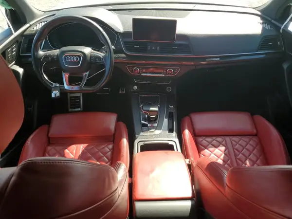 WA1A4AFY0J2058153 2018 AUDI SQ5 - Image 8