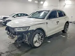 WA1A4AFY0J2060713 2018 AUDI Q5