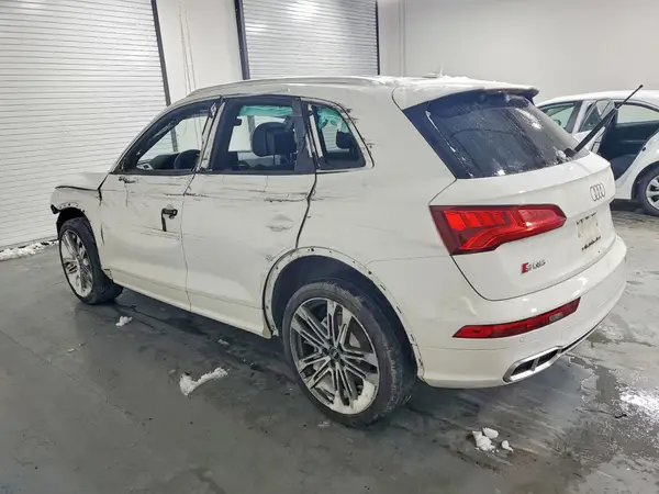 WA1A4AFY0J2060713 2018 AUDI Q5 - Image 2