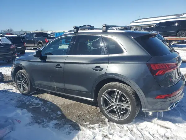 WA1A4AFY0J2068262 2018 AUDI SQ5 - Image 2