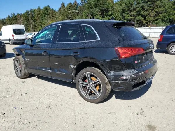 WA1A4AFY0J2071582 2018 AUDI SQ5 - Image 2