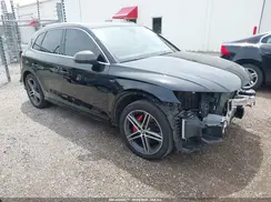 WA1A4AFY0J2131764 2018 AUDI SQ5