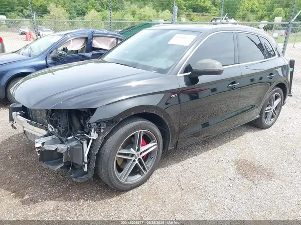 WA1A4AFY0J2131764 2018 AUDI SQ5 - Image 2