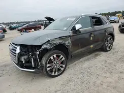 WA1A4AFY0J2147611 2018 AUDI SQ5