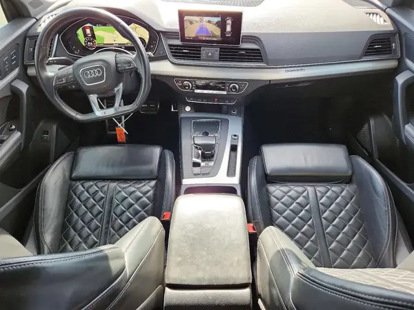 WA1A4AFY0J2150203 2018 AUDI SQ5 - Image 8