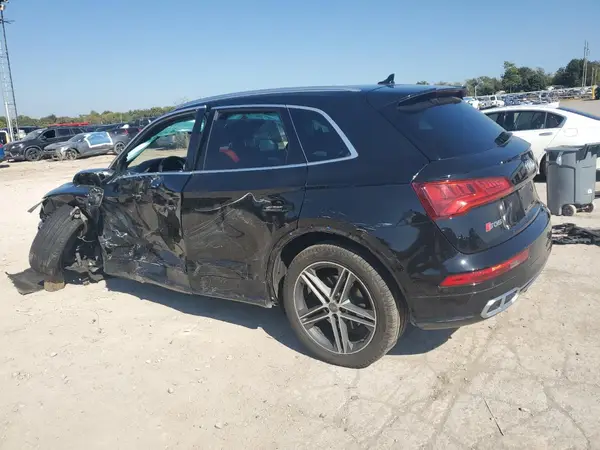 WA1A4AFY0J2172086 2018 AUDI SQ5 - Image 2