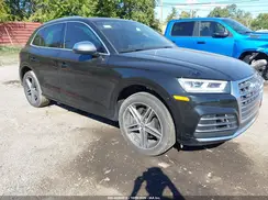 WA1A4AFY0J2205880 2018 AUDI SQ5