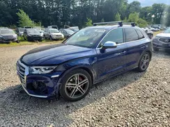 WA1A4AFY0J2219715 2018 AUDI SQ5