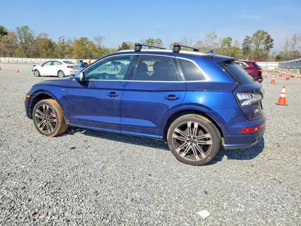 WA1A4AFY1J2008944 2018 AUDI SQ5 - Image 2