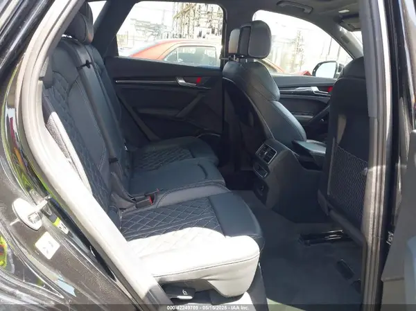 WA1A4AFY1J2008989 2018 AUDI SQ5 - Image 8