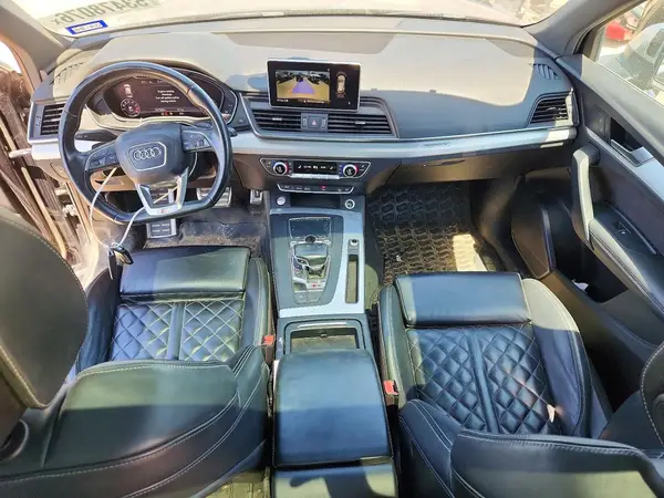 WA1A4AFY1J2025159 2018 AUDI SQ5 - Image 8