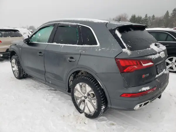 WA1A4AFY1J2026957 2018 AUDI SQ5 - Image 2