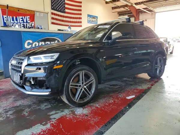 WA1A4AFY1J2053611 2018 AUDI SQ5 - Image 1