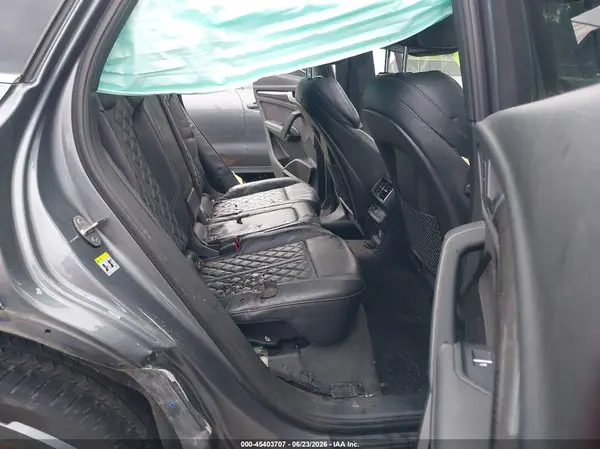 WA1A4AFY1J2054838 2018 AUDI SQ5 - Image 8