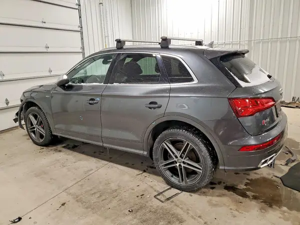 WA1A4AFY1J2067489 2018 AUDI SQ5 - Image 2