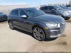 WA1A4AFY1J2122071 2018 AUDI SQ5