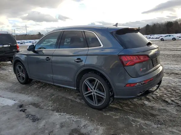 WA1A4AFY1J2141140 2018 AUDI SQ5 - Image 2