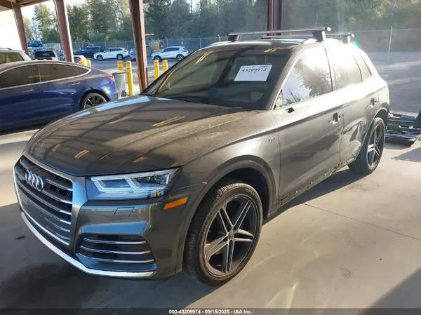 WA1A4AFY1J2144233 2018 AUDI SQ5 - Image 2