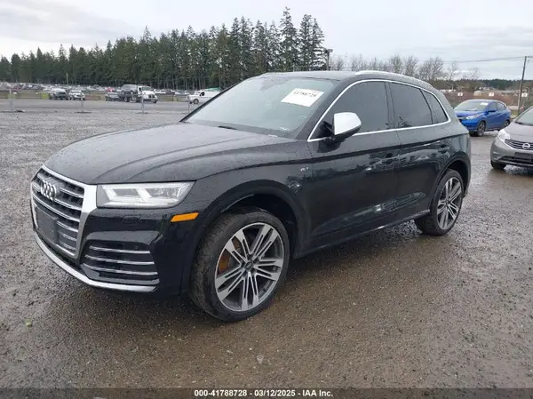 WA1A4AFY1J2207640 2018 AUDI SQ5 - Image 2