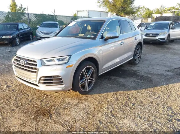 WA1A4AFY1J2219318 2018 AUDI SQ5 - Image 2