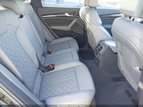 WA1A4AFY1J2229038 2018 AUDI SQ5 - Image 8
