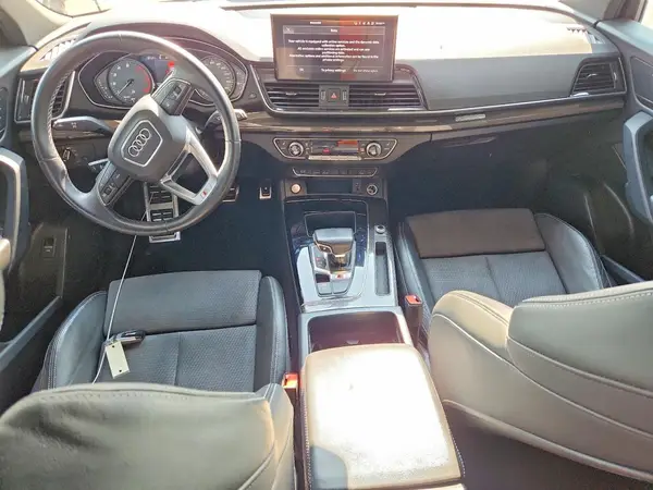 WA1A4AFY1N2034126 2022 AUDI SQ5 - Image 8