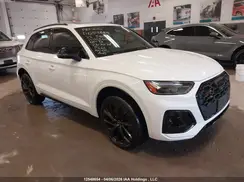WA1A4AFY1S2055666 2025 AUDI SQ5