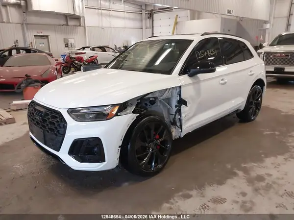 WA1A4AFY1S2055666 2025 AUDI SQ5 - Image 2