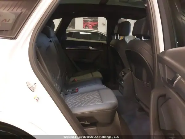 WA1A4AFY1S2055666 2025 AUDI SQ5 - Image 8