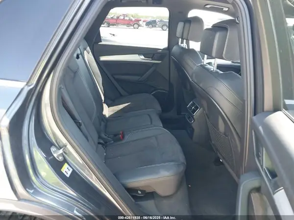 WA1A4AFY2J2028443 2018 AUDI SQ5 - Image 7