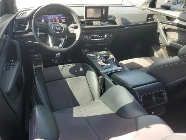 WA1A4AFY2J2070806 2018 AUDI SQ5 - Image 8