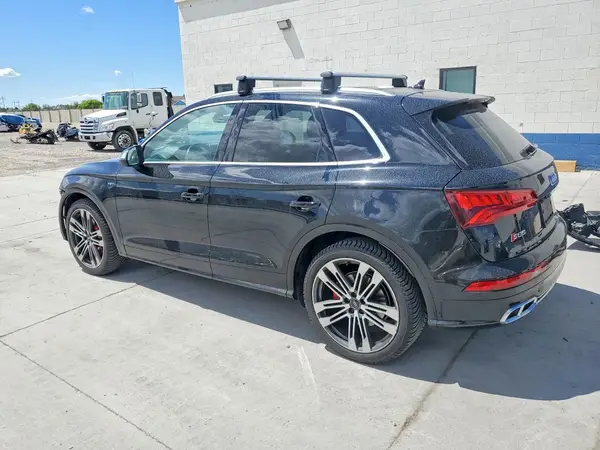 WA1A4AFY2J2078453 2018 AUDI SQ5 - Image 2
